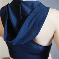 חזיית ספורט עם קפוצ'ון