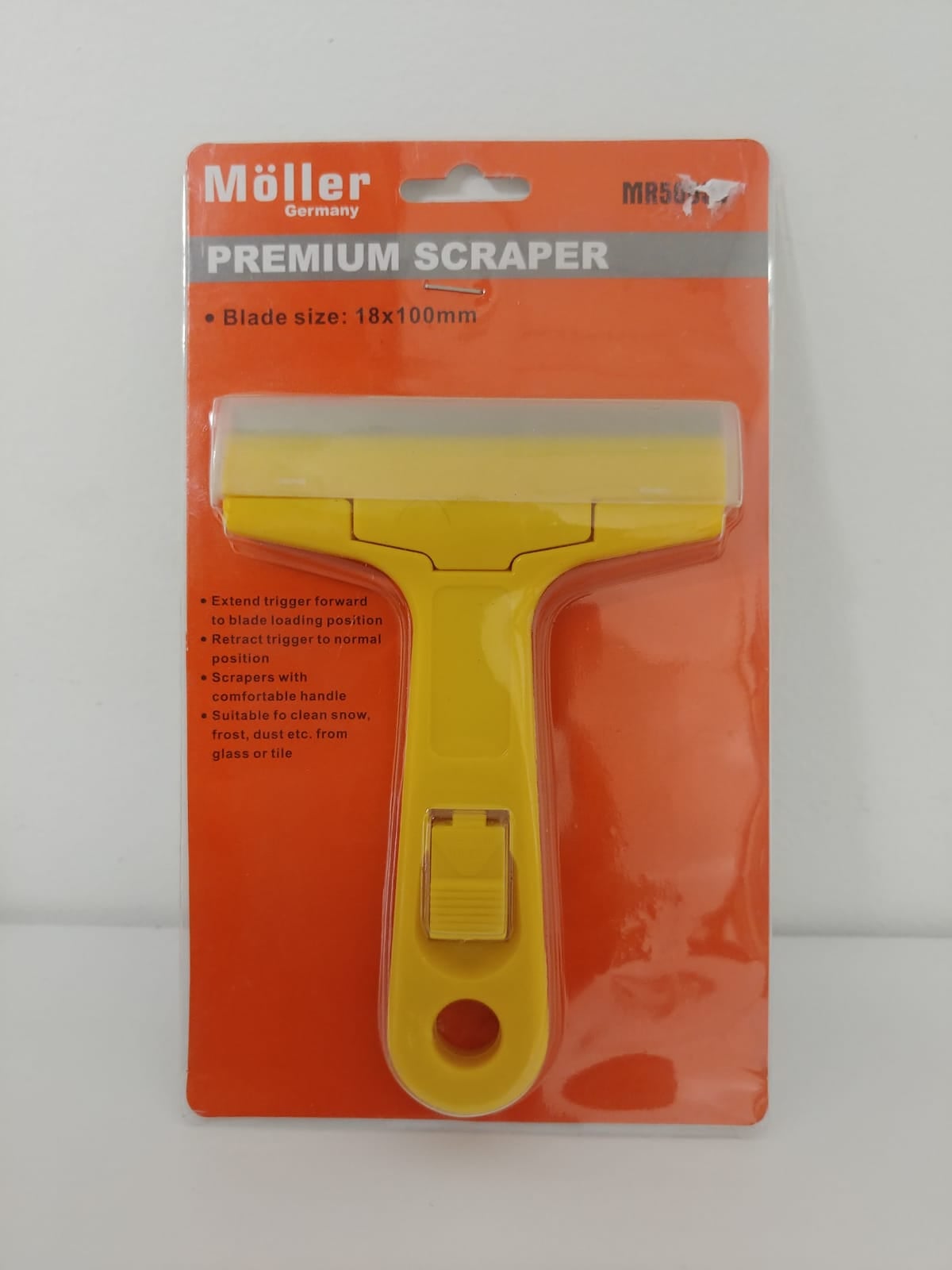 סקרייפר - מגרדת - סכין קילוף מבית MOLLER GERMANY