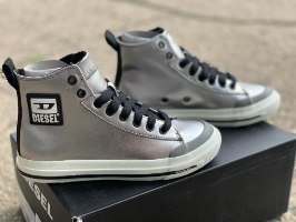 נעלי נשים DIESEL צבע כסף