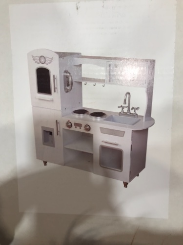 מטבח לבן מעץ מפואר