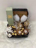 מארז יין במזוודה יוקרתית