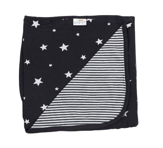 שמיכת כוכבים שחור-לבן