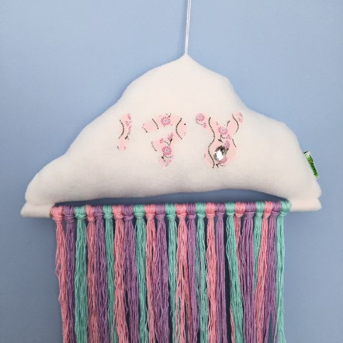 עיצוב חדר ילדים ותינוקות: ענן עם שם הילד\ה (דגם עדי)