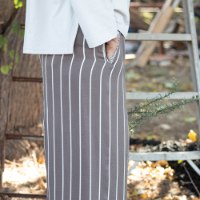 מכנסיים מדגם טרי מבד ויסקוזה עם דוגמה של פסים בצבע חום ושמנת - אחרונים במידה 15 בלבד