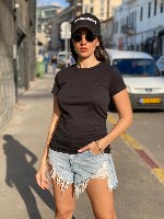 טישרט ניקי פיין ריבס קצרה