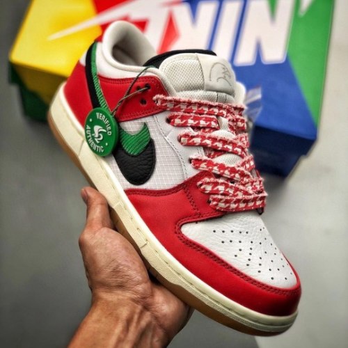 dunk low habibi