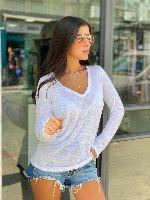 V גזור שרוול ארוך