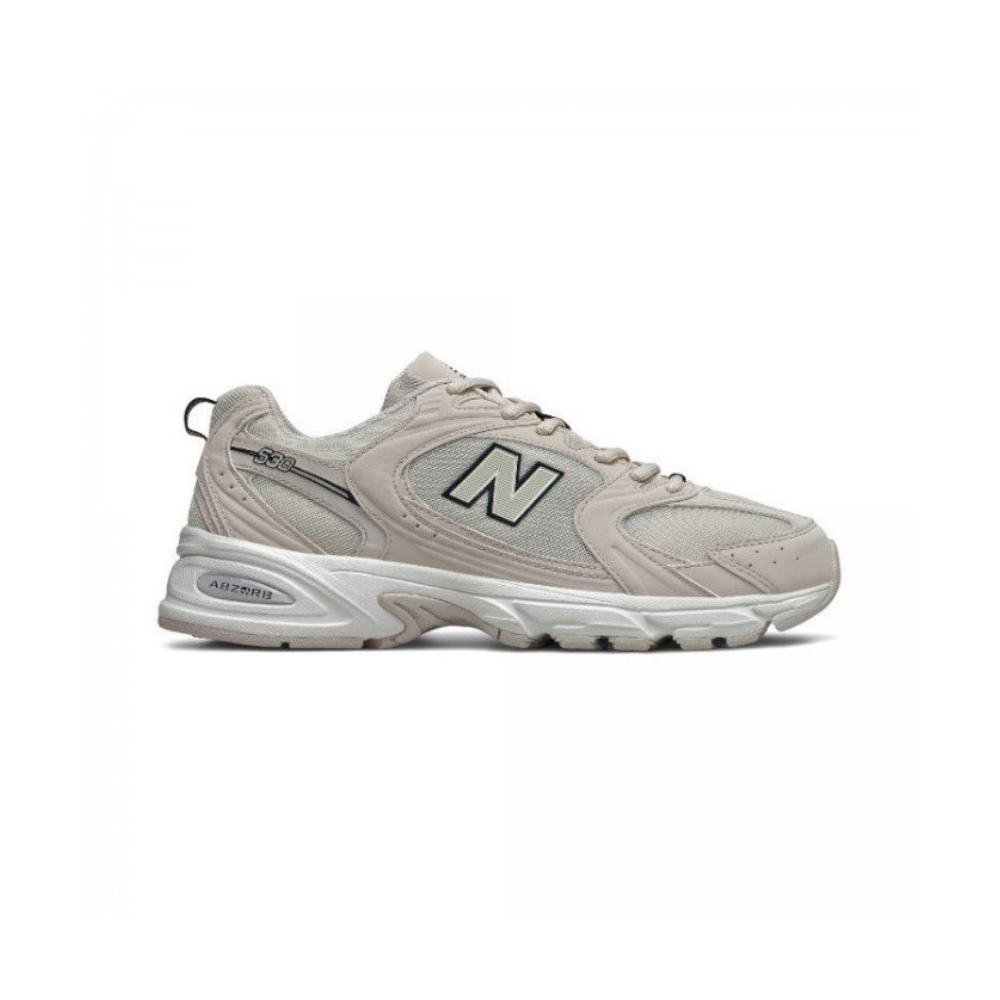 New Balance 530 trainers in off white